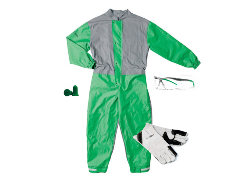 Keep your operators safe with our wide range of painting and blasting PPE