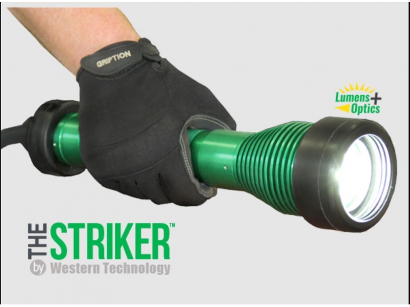 EnduraLIGHT STRIKER™ Model 8100 | Explosion Proof  Inspection Work Light & Drop Light